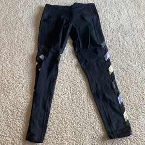 Victoria’s Secret high rise pocket leggings